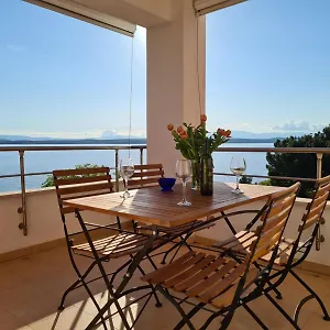 Golden View Apartment Dramalj