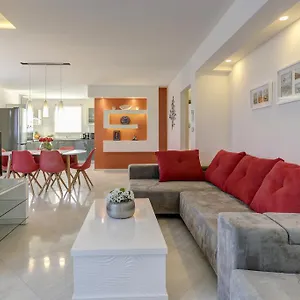 Viras Luxury Apartment Premantura